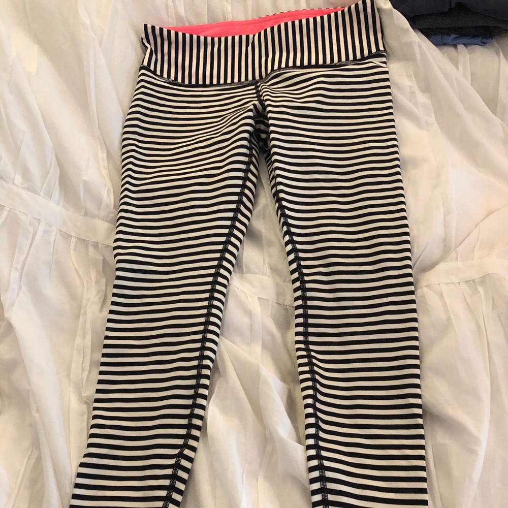 striped lulu leggings